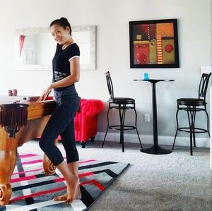 Meet your Posher, Maya